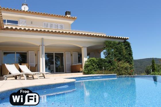 Villa Mediterranea Калонже Номер фото
